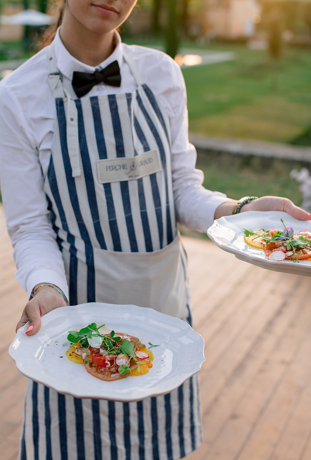 Candid evening celebration during a Villa Baulieu wedding
